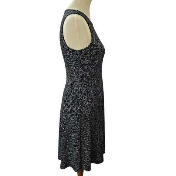 Apt 9 Fit and Flare Summer Dress Size XS Sleeveless Black Knee Length - Picture 7 of 12